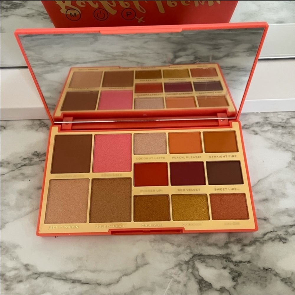 Makeup Revolution x Rachel Leary Pallet